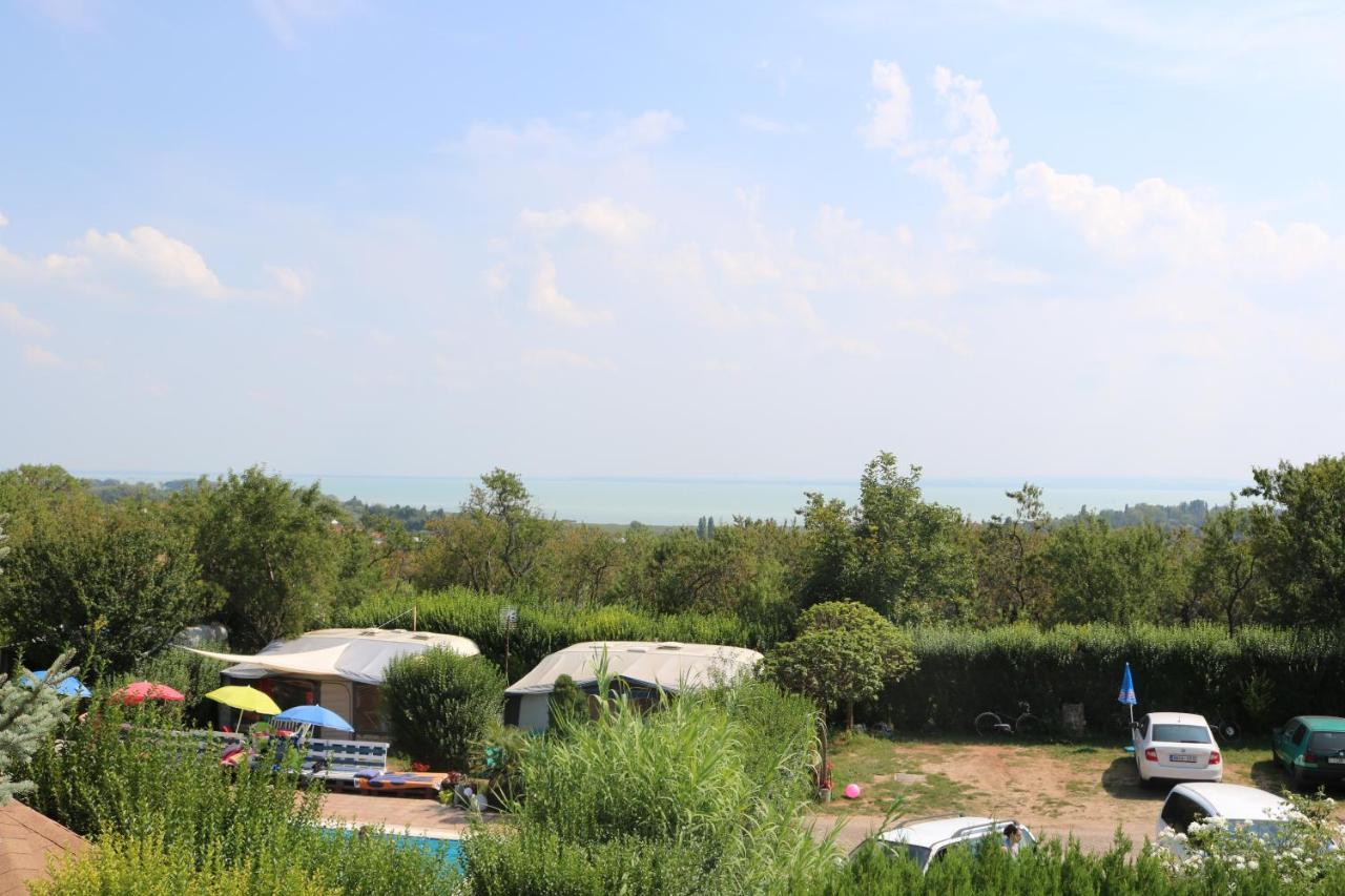 Mandel Fahazak Otel Paloznak Dış mekan fotoğraf