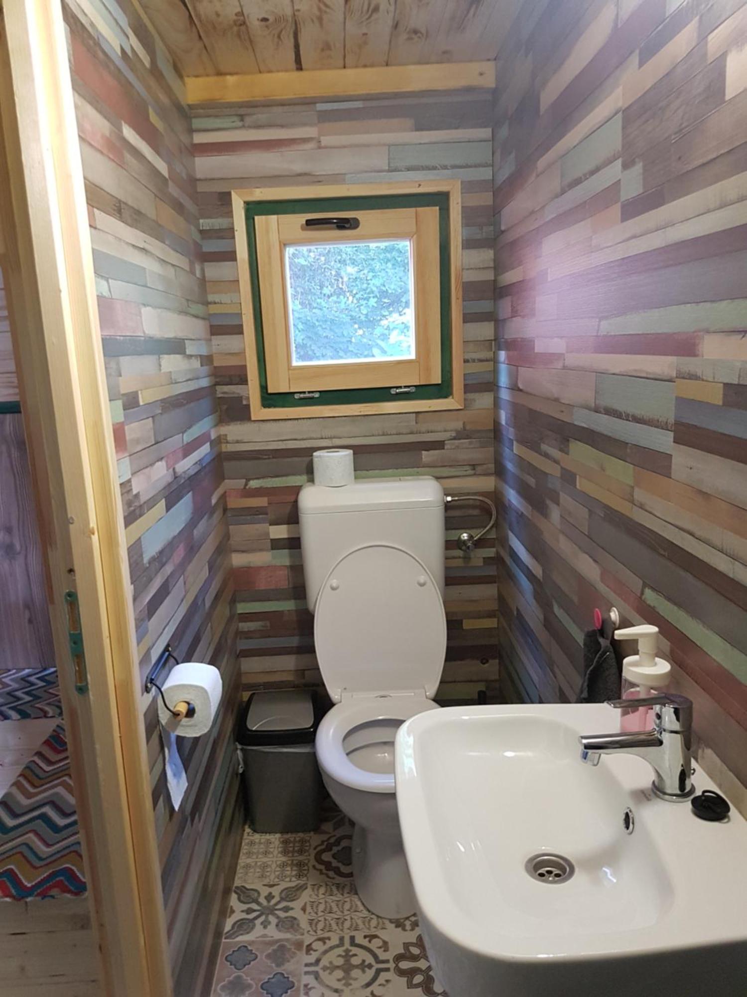 Mandel Fahazak Otel Paloznak Oda fotoğraf