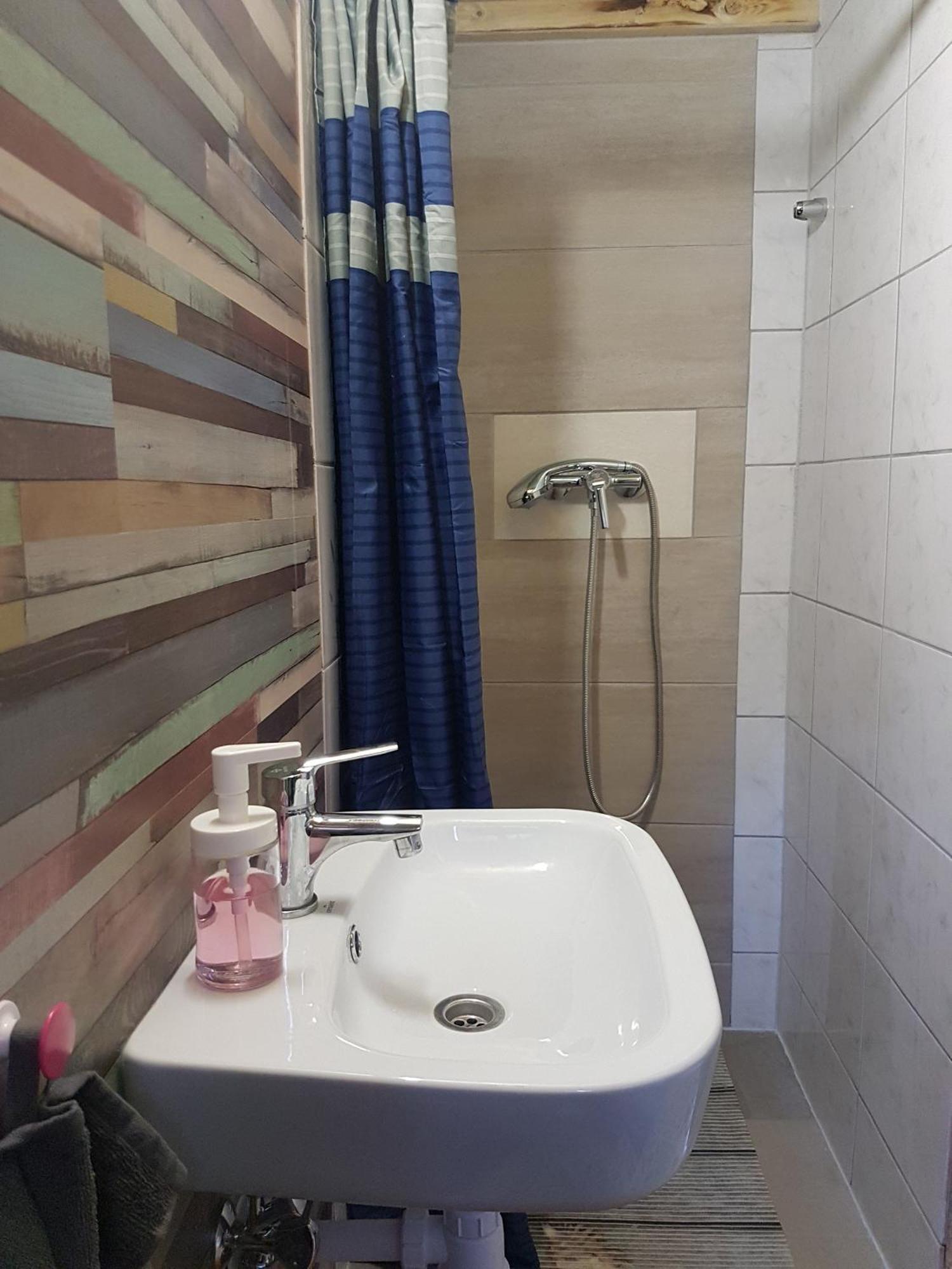 Mandel Fahazak Otel Paloznak Oda fotoğraf